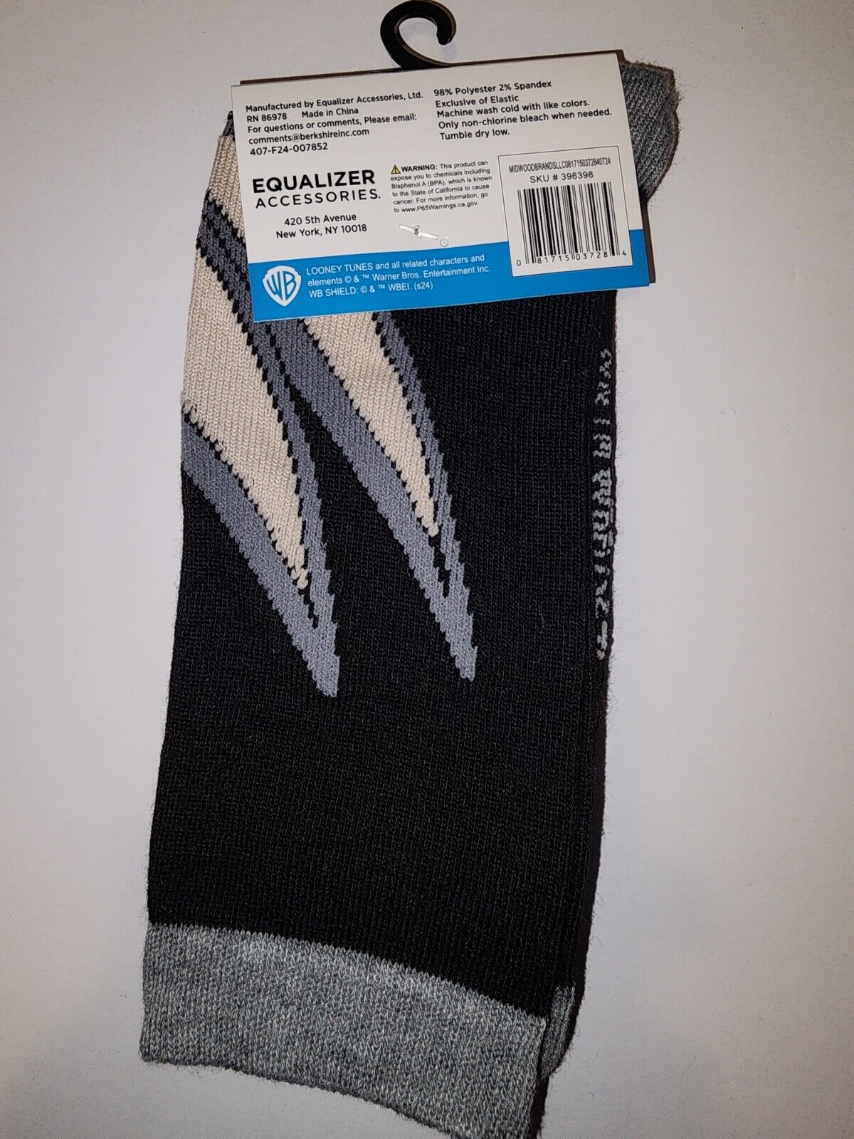 New Looney Tunes Bugs Bunny Socks