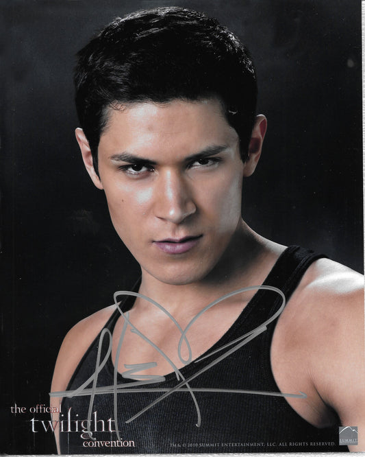 Alex Meraz 8in x 10in AUTOGRAPH Photo Twilight Silver-sharpie