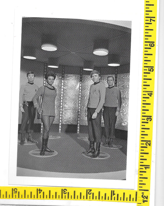 Star Trek Cast 5in x 7inch Photograph Sulu, Chevok, Scotty and Uhura