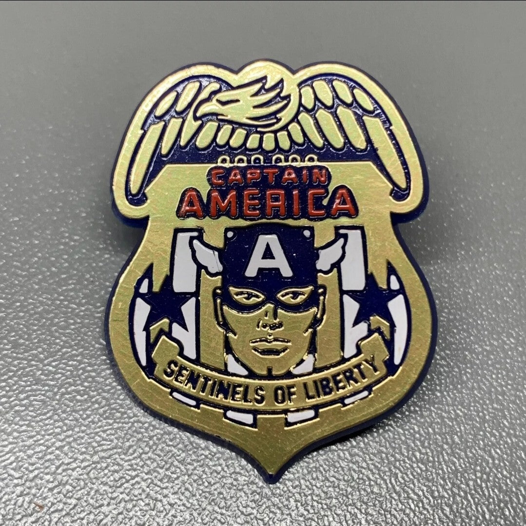 1990 Marvel Comics Captain America Sentinels of Liberty 1.5" Plastic Pin Pinback