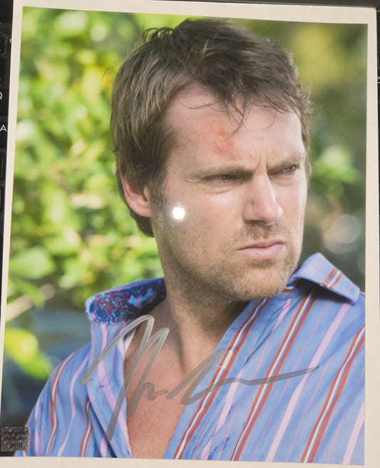 Michael Shanks 8in x 10in AUTOGRAPH Photo Burn Notice Silver-Sharpie