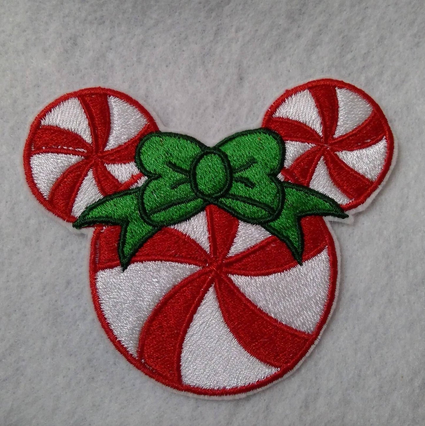 Pair of Mickey/Minne Christmas - Embroidered Patch, NEW 2.5inch roughly cut out